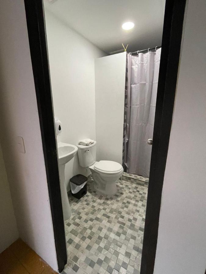 Hostal Villa Del Sol 萨兰托 外观 照片