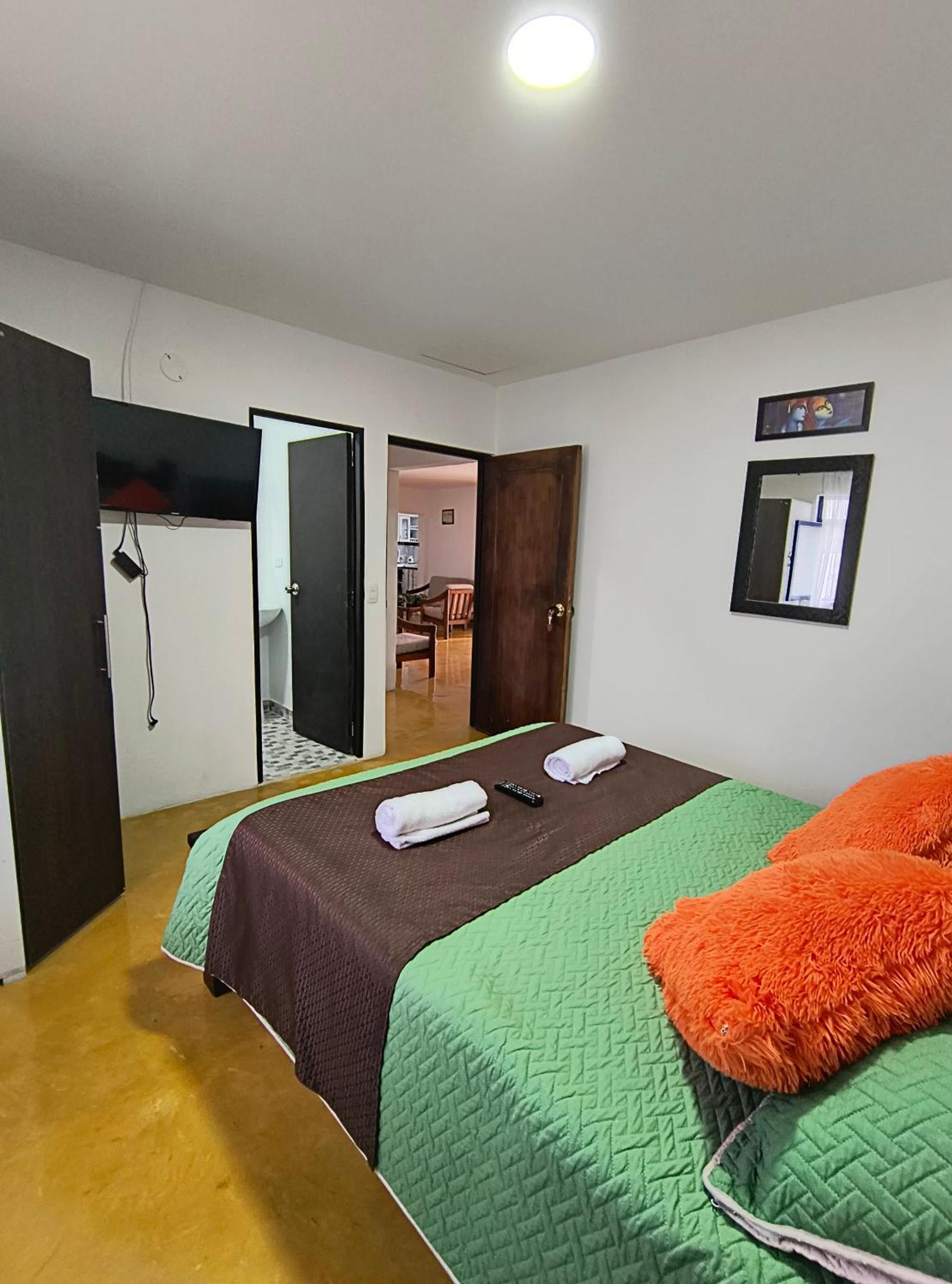 Hostal Villa Del Sol 萨兰托 外观 照片
